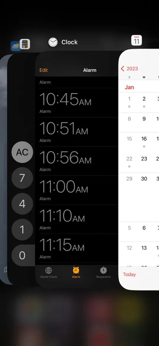A screenshot of the iOS multitasking menu.
